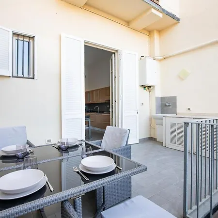 Vistamare, Superior On Viareggio's Promenade Apartment