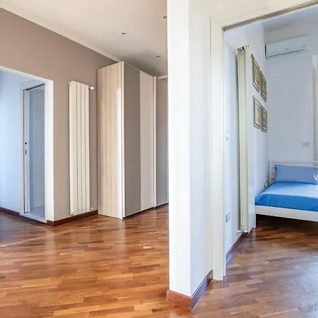 Vistamare, Superior On Viareggio's Promenade *