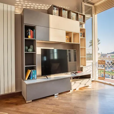 Apartment Vistamare, Superior On Viareggio's Promenade