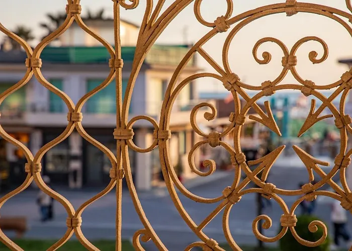 Apartament Vistamare, Superior On Viareggio's Promenade *