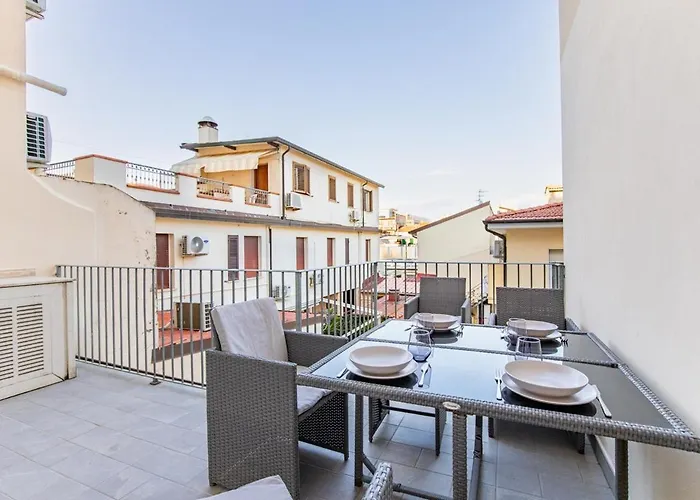 Apartament Vistamare, Superior On Viareggio's Promenade